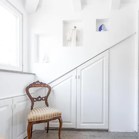Apartment Flores Blanco *