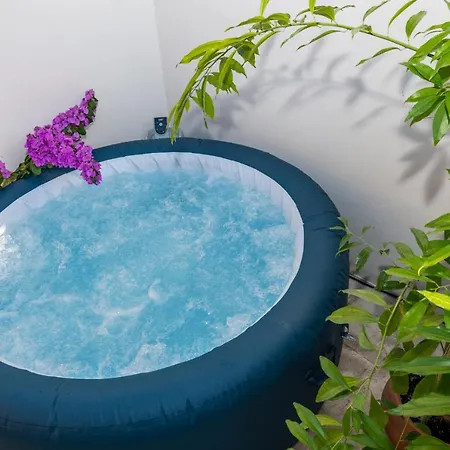 Апартаменты Flores Blanco *