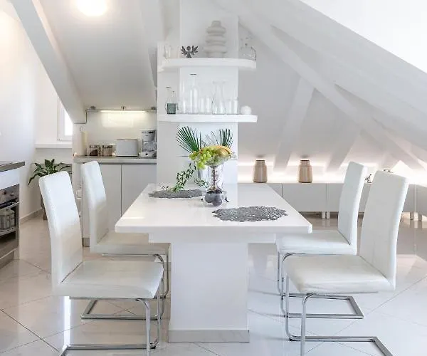 Flores Blanco Дубровник